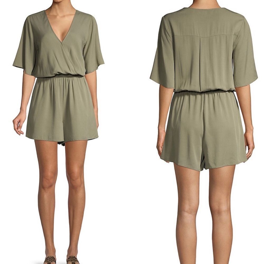 Design Lab
V-Neck Blouson Romper